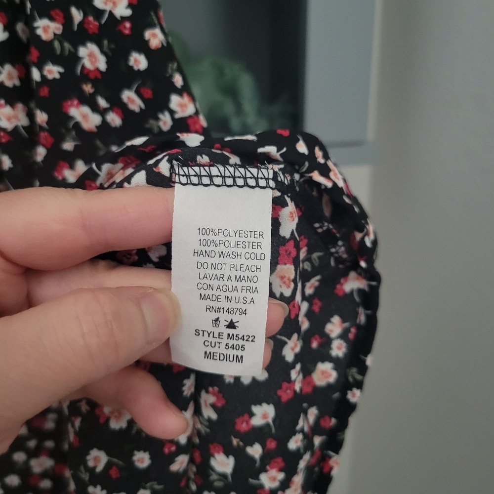 Floral Halter Flowy Tank Top Boho Spring Summer Vacation Size Medium - Picture 6 of 9